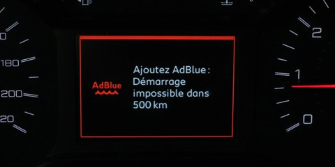 Voyant AdBlue : message niveau faible, défaut antipollution, démarrage impossible